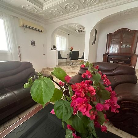 Fhs Foundation House Bijilo 外观 照片